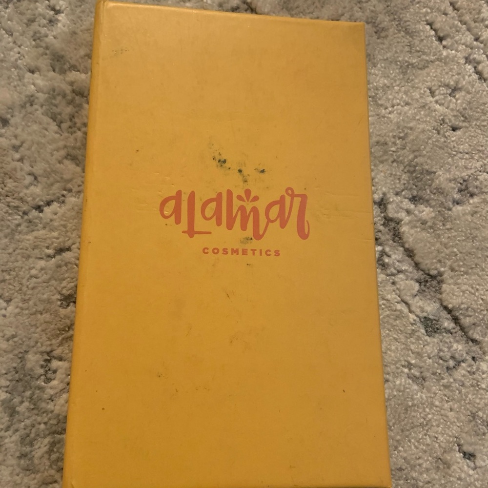 🧡❤️Alamar cosmetics palette